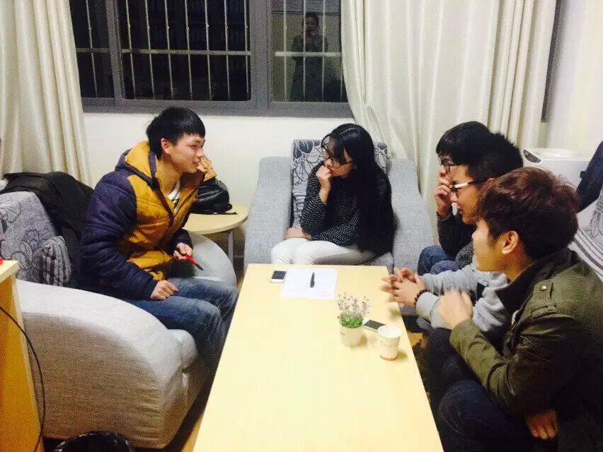 谈球吧创办“壹young”_网络电台